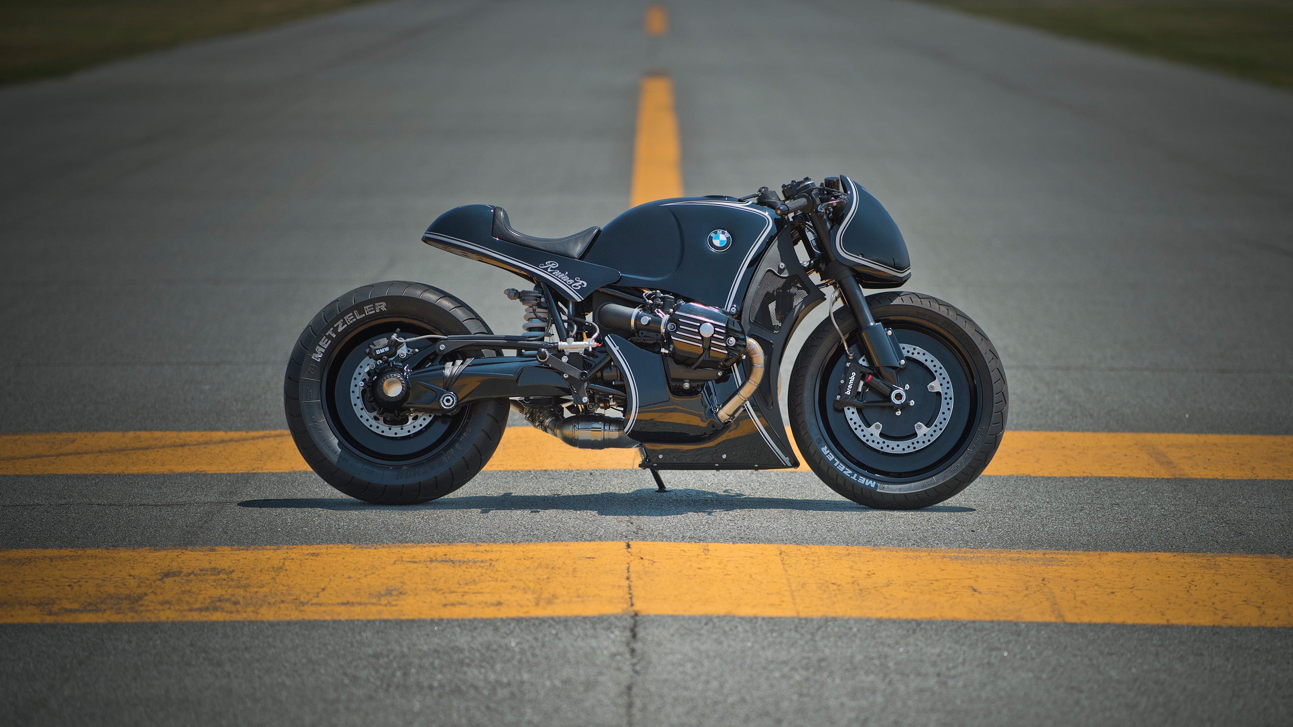 Cherry's Company: Highway Fighter | BMW Motorrad