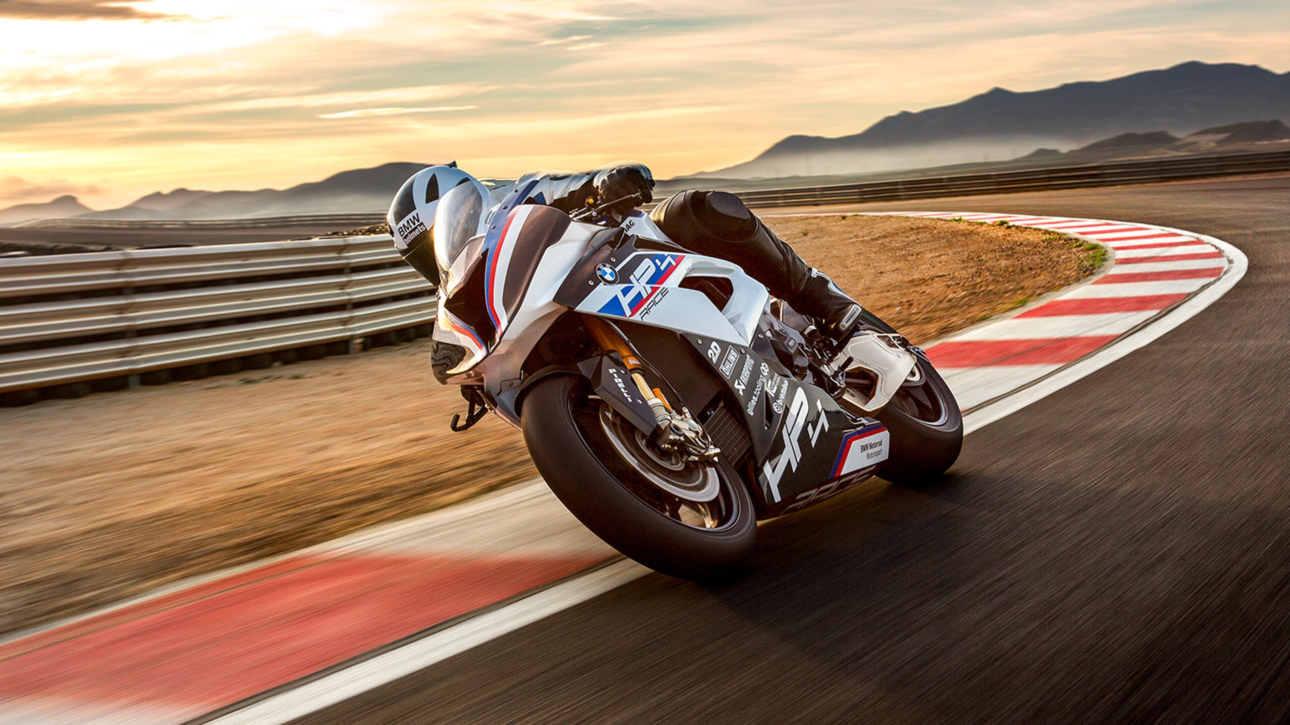 Carbon Racing the BMW HP4 RACE BMW Motorrad